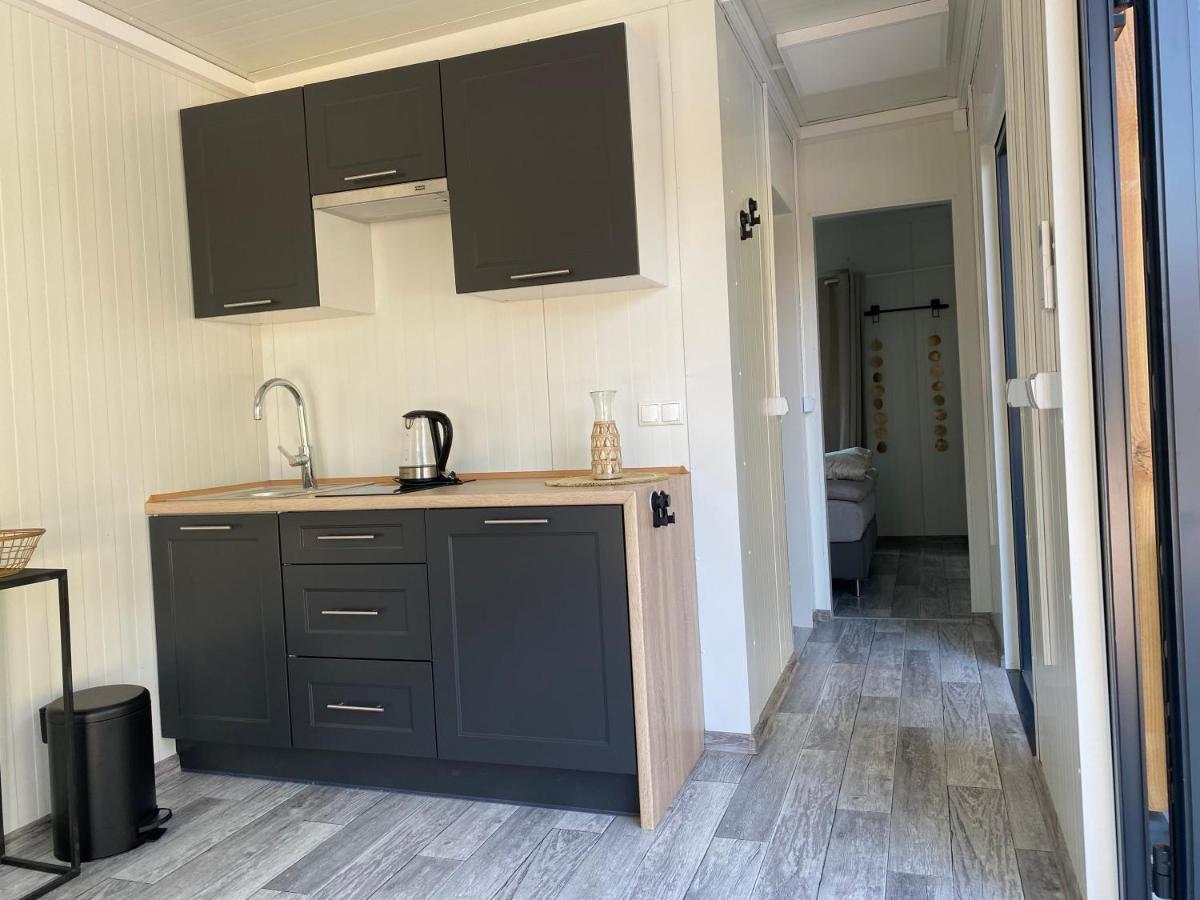 Гостьовий будинок Tiny House Qirih Зірикзе Екстер'єр фото