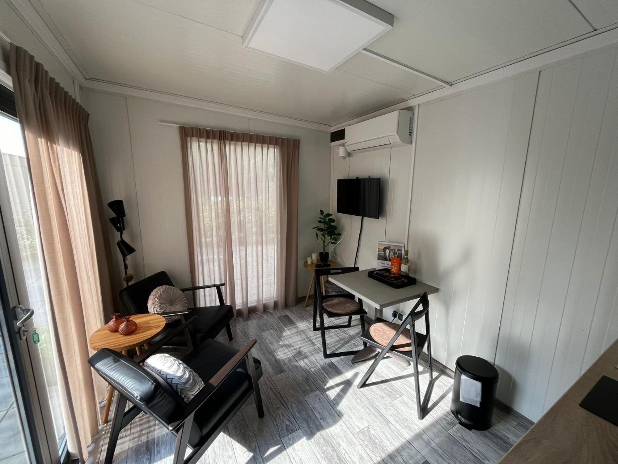 Гостьовий будинок Tiny House Qirih Зірикзе Екстер'єр фото